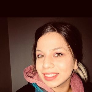 Meet your Posher, Angelique